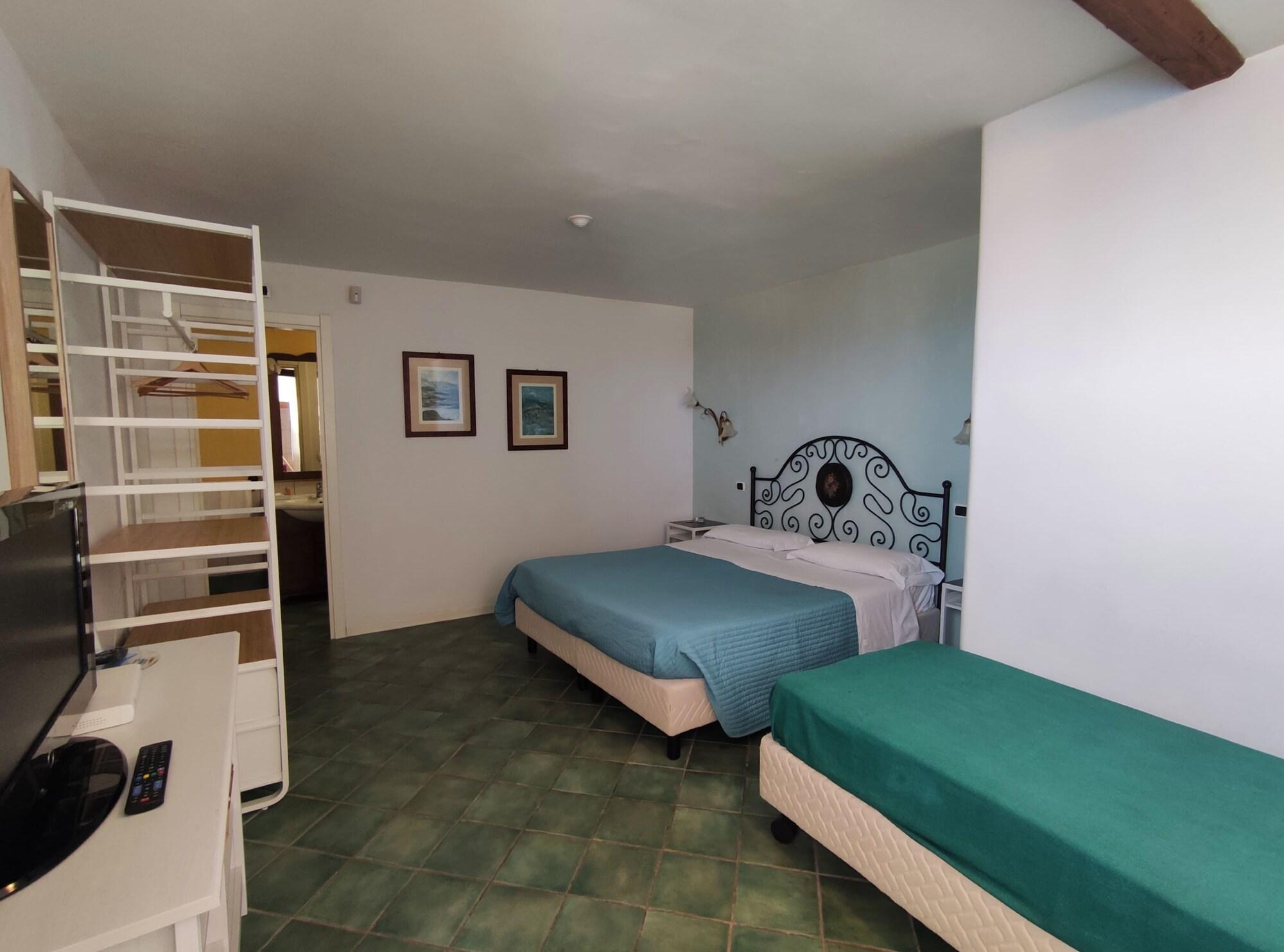 La Rosa Sul Mare Aparthotel Syracuse Exterior photo